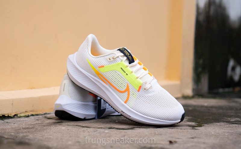 Giày chạy bộ Nike Zoom Pegasus 40 ‘Coconut White’ DV3853-101 - 40 Giày chạy bộ Nike Zoom Pegasus 40 ‘Coconut White’ DV3853-101 - 40