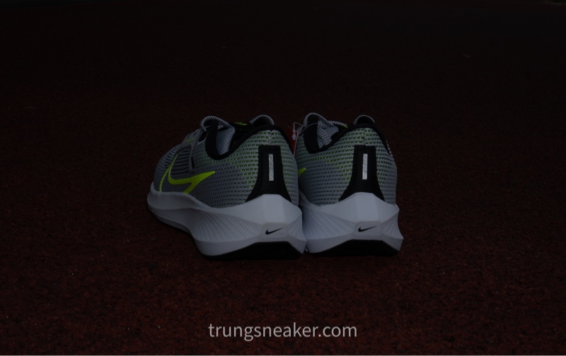 Giày chạy bộ Nike Zoom Pegasus 40 Grey Volt DV3853-004 - 40 Giày chạy bộ Nike Zoom Pegasus 40 Grey Volt DV3853-004 - 40