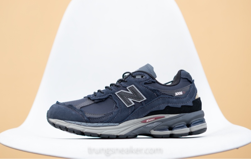 Giày New Balance 2002R Protection Pack Navy M2002RDO - 43