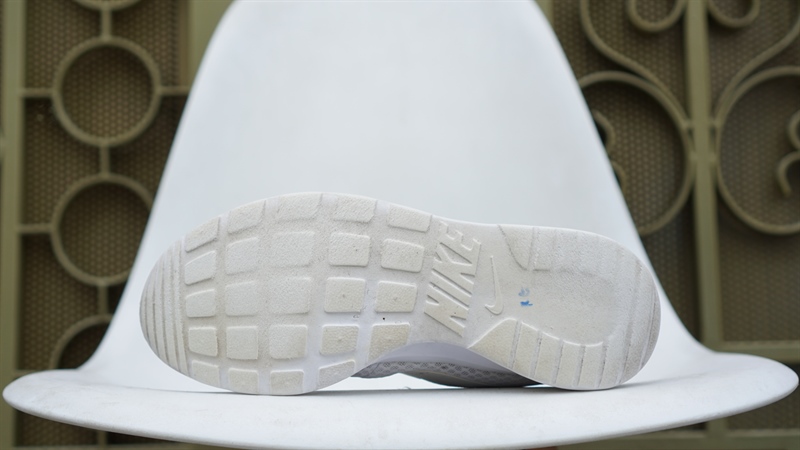 Giày Nike Tanjun White 812655-110 2hand 2 Giày Nike Tanjun White 812655-110 2hand - 39