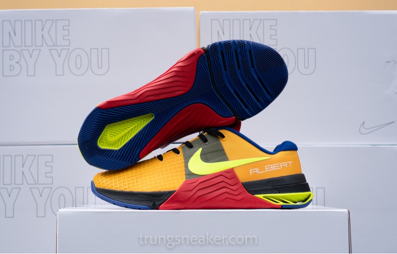 Giày tập luyện Nike Metcon 8 iD Mutil Color DV2271-900 - 42 Giày tập luyện Nike Metcon 8 iD Mutil Color DV2271-900 - 42