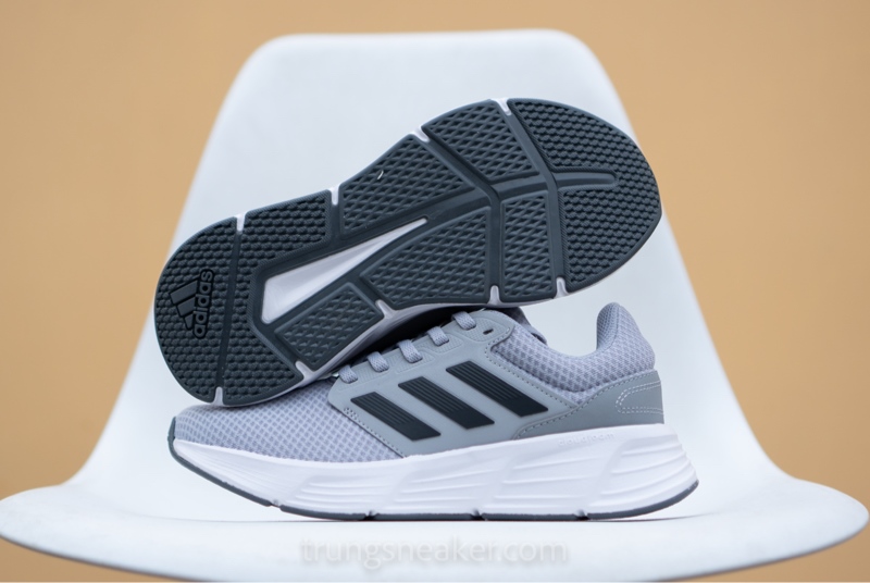 Giày thể thao Adidas Galaxy 6 Grey GW4140 - 44