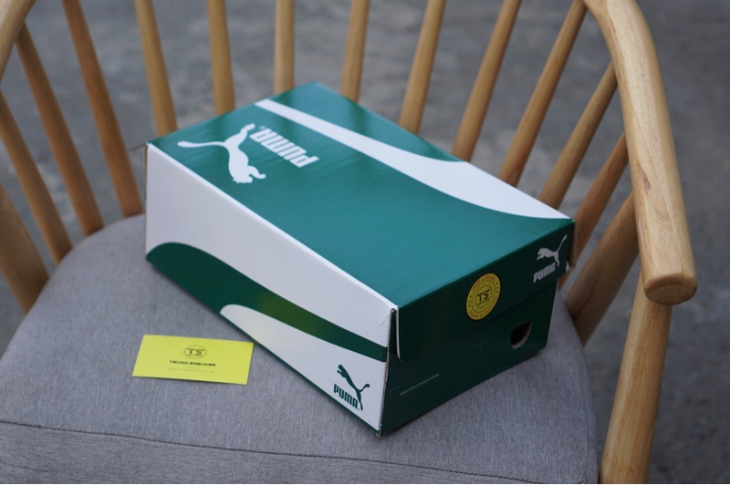 Box - Hộp giày Puma xanh chính hãng - 300x185x110 Box - Hộp giày Puma xanh chính hãng - 300x185x110