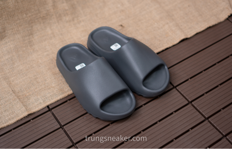 Dép Adidas Yeezy Slide ‘Granite’ ID4132 - 42