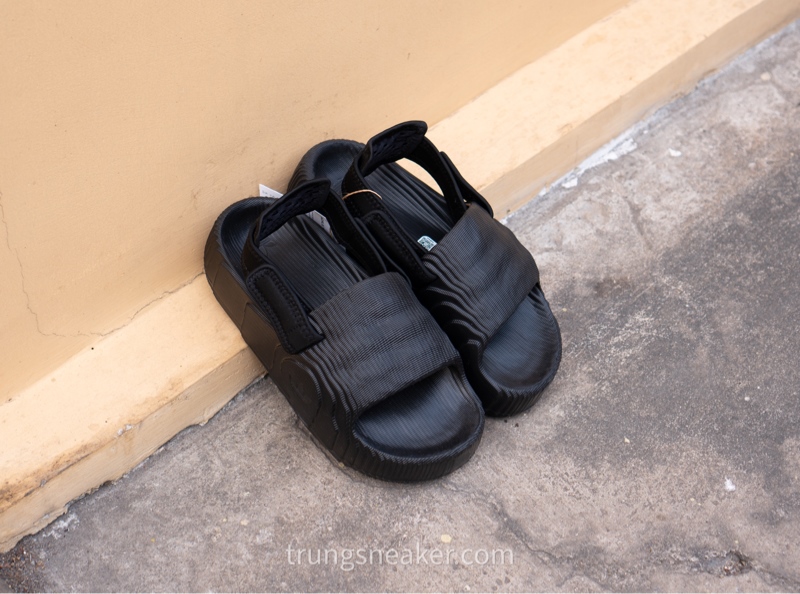 Dép Sandal Adidas Adilette 22 XLG Black IE5649 - 37
