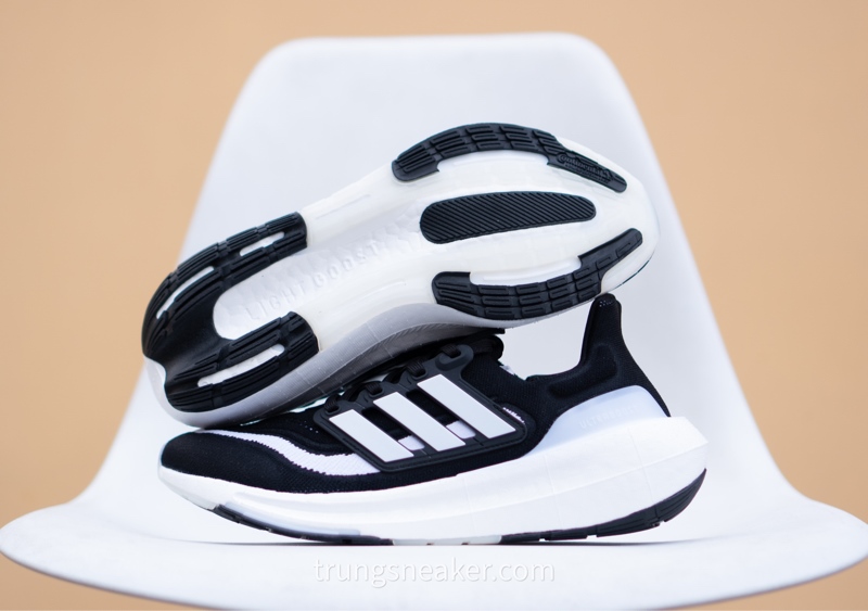Giày Adidas UltraBoost Light 23 Black HQ6345 - 40.5
