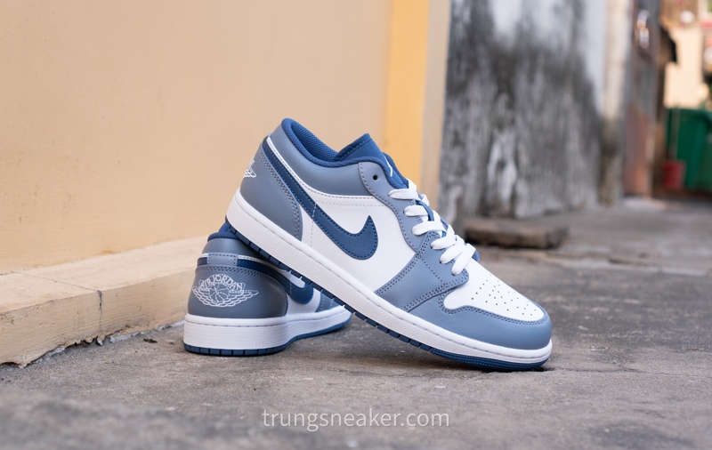 Giày Air Jordan 1 Low Ashen Slate 553558-414 - 40.5 Giày Air Jordan 1 Low Ashen Slate 553558-414 - 40.5