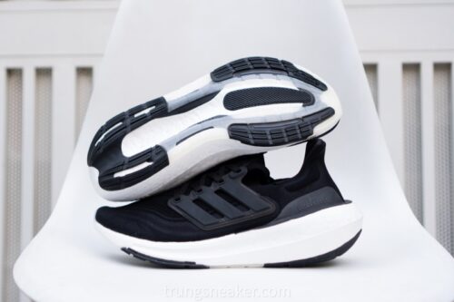 Giày chạy bộ Adidas UltraBoost light GY9353 - 42