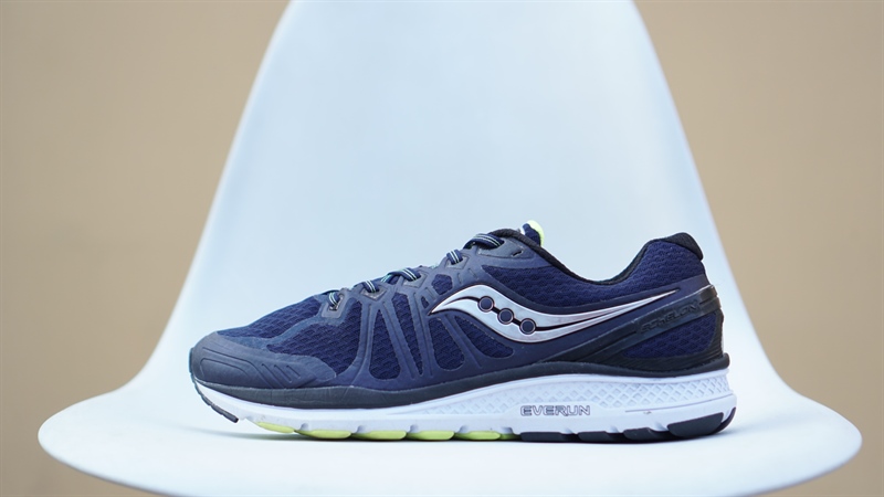 Giày chạy bộ Saucony Echelon 6 S20384-1 2hand - 46