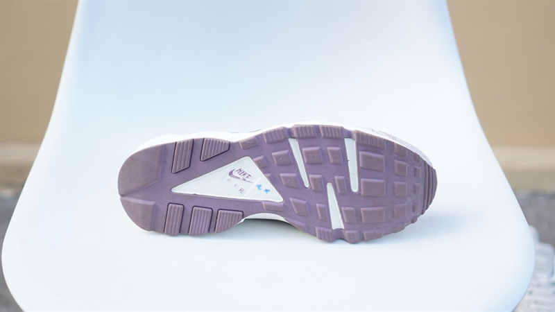 Giày Nike Air Huarache Run Violet 683818-500 2hand - 41 Giày Nike Air Huarache Run Violet 683818-500 2hand - 41