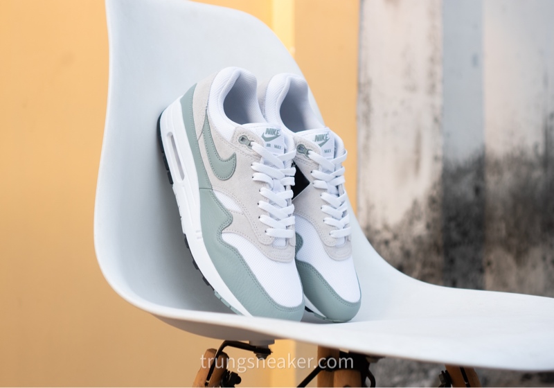 Giày Nike Air Max 1 ‘Mica Green’ DZ4549-100 Giày Nike Air Max 1 ‘Mica Green’ DZ4549-100