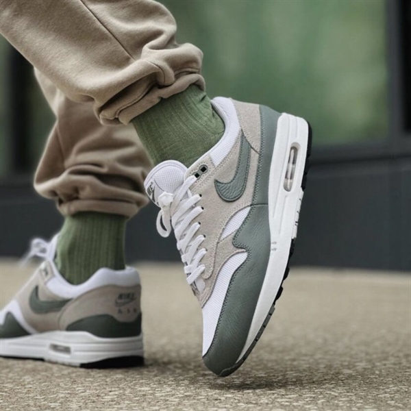 Giày Nike Air Max 1 ‘Mica Green’ DZ4549-100 Giày Nike Air Max 1 ‘Mica Green’ DZ4549-100