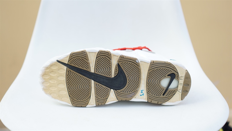 Giày Nike Air More Money Red BV2520-100 2hand - 44.5 Giày Nike Air More Money Red BV2520-100 2hand - 44.5