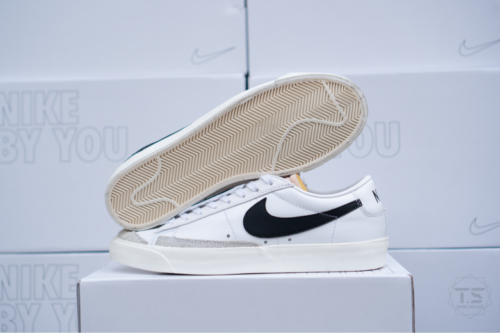 Giày Nike Blazer Low 77 Black White DA6364-101 - 42