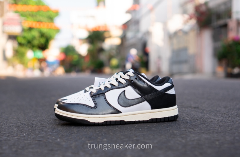 Giày Nike Dunk Low ‘Vintage Panda’ FQ8899-100 - 41 Giày Nike Dunk Low ‘Vintage Panda’ FQ8899-100 - 41