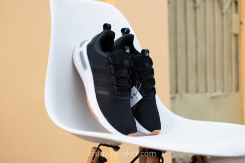 Giày tập luyện Adidas Racer Black Gum IF8652