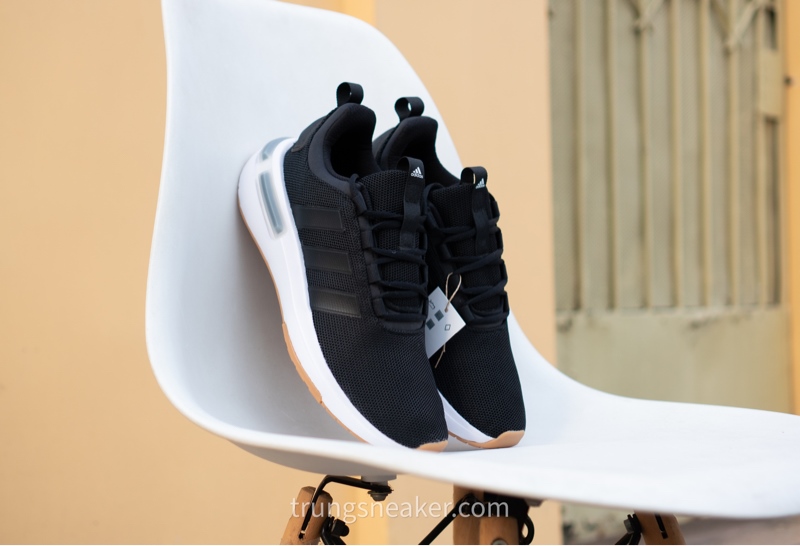 Giày tập luyện Adidas Racer Black Gum IF8652