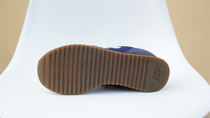 Giày thể thao New Balance WZ501RD 2hand - 40 Giày thể thao New Balance WZ501RD 2hand - 40