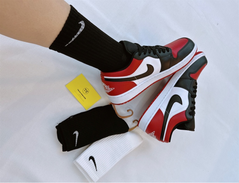 Vớ Nike Drifit High Đen