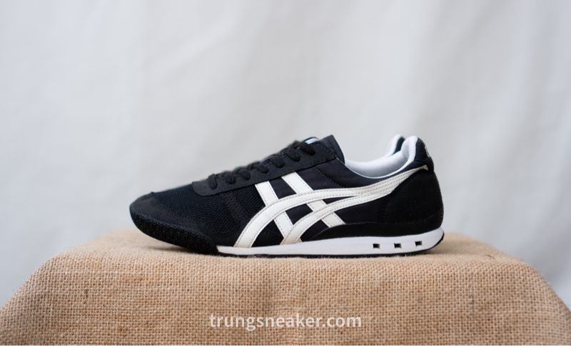 Giày Onitsuka Tiger Ultimate 81 Black White HN201-6201 2hand - 40.5