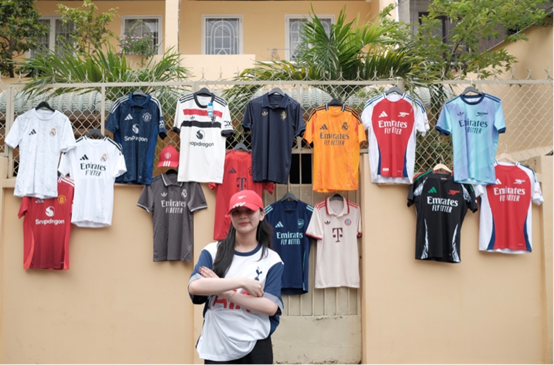 Mũ đá banh Adidas Manchester United Home IY0441 Mũ đá banh Adidas Manchester United Home IY0441