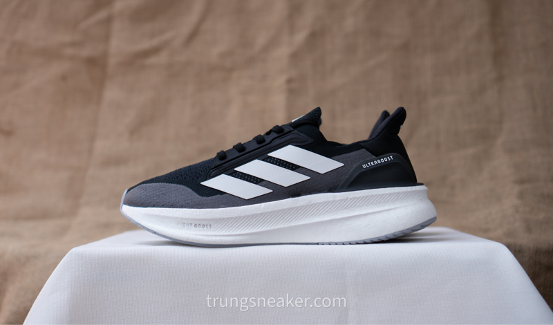 Giày chạy bộ Adidas UltraBoost 5X Black IH3110 - 43