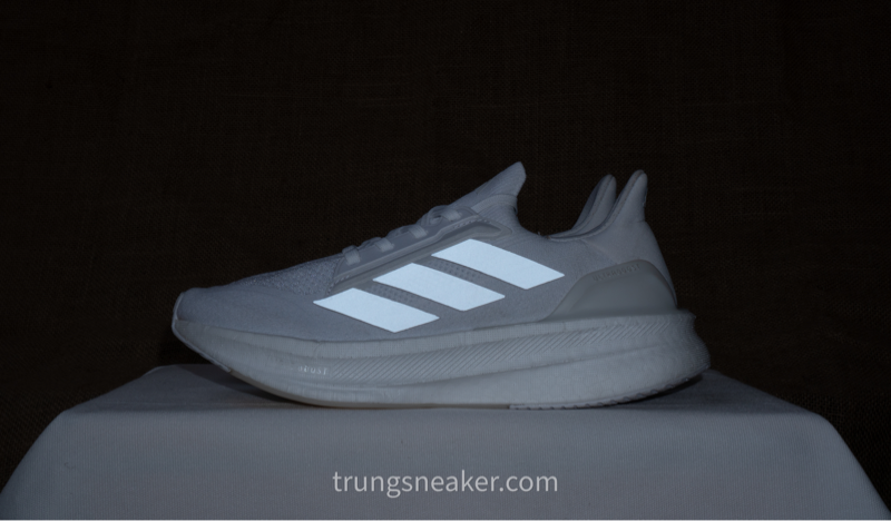 Giày chạy bộ Adidas UltraBoost 5X White IH7252