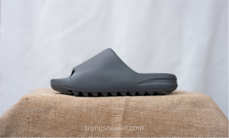 Dép Adidas Yeezy Slide ‘Granite’ ID4132 - 43