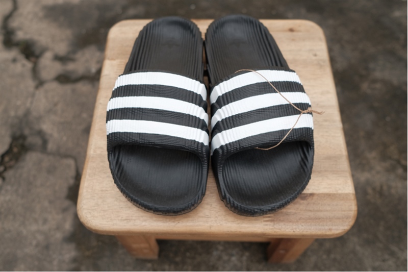 Dép chính hãng Adidas Adilette 22 Black White IF3670