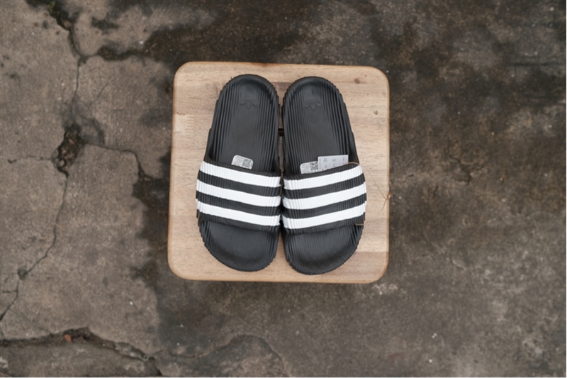 Dép chính hãng Adidas Adilette 22 Black White IF3670