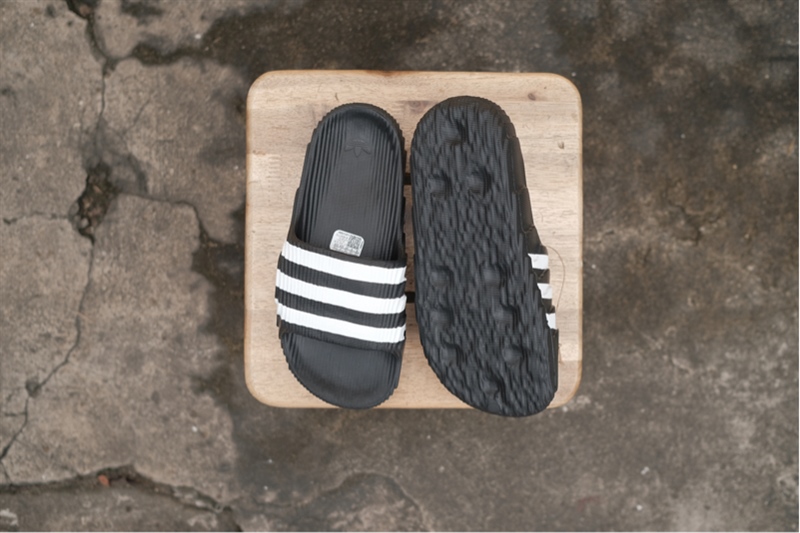 Dép chính hãng Adidas Adilette 22 Black White IF3670