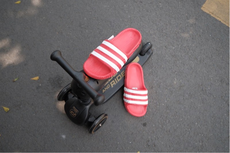 Dép chính hãng Adidas Adilette 22 White Red IG9259