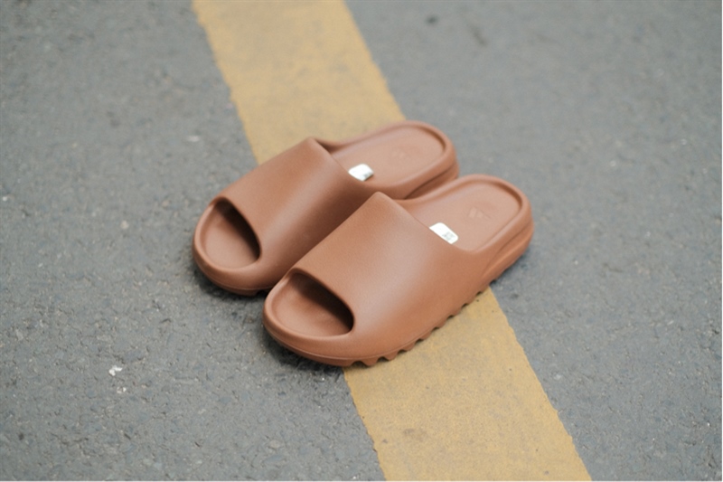 Dép chính hãng Adidas Yeezy Slides Flax FZ5896