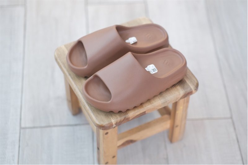 Dép chính hãng Adidas Yeezy Slides Flax FZ5896