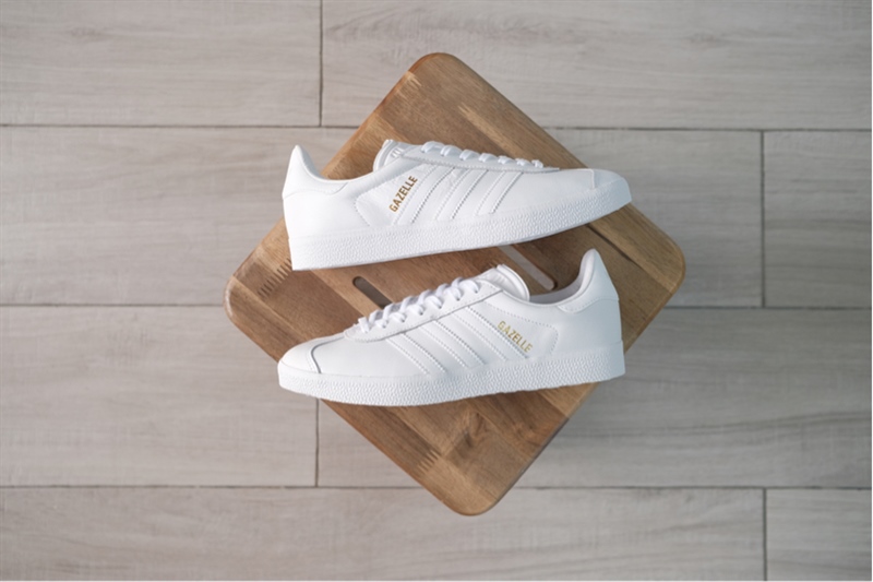 Giày Adidas Gazelle White Gold BB5498 - 40