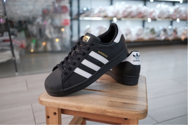 Giày Adidas Originals Superstar Black White EG4959