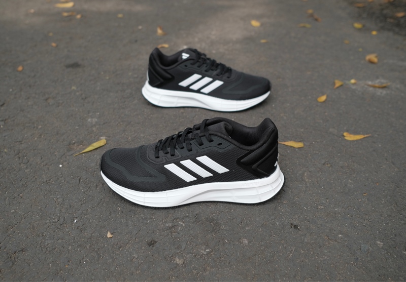 Giày chạy bộ Adidas Duramo 10 Black White GX0709