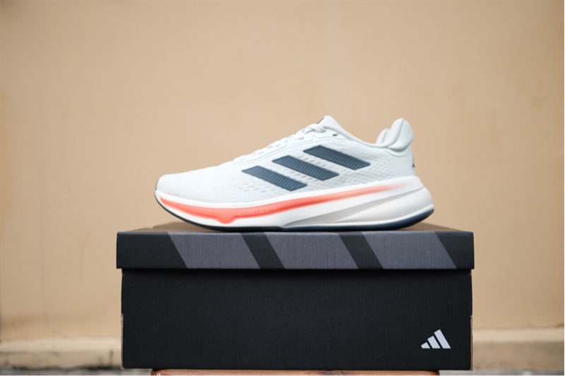 Giày chạy bộ Adidas Response Super JI4319 - 42.5