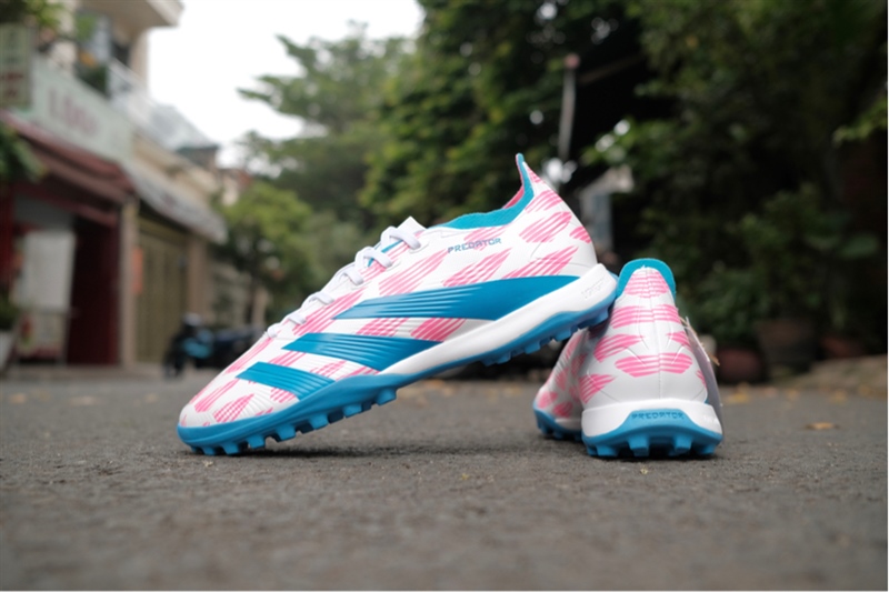 Giày đá banh Adidas Predator League TF IF6379