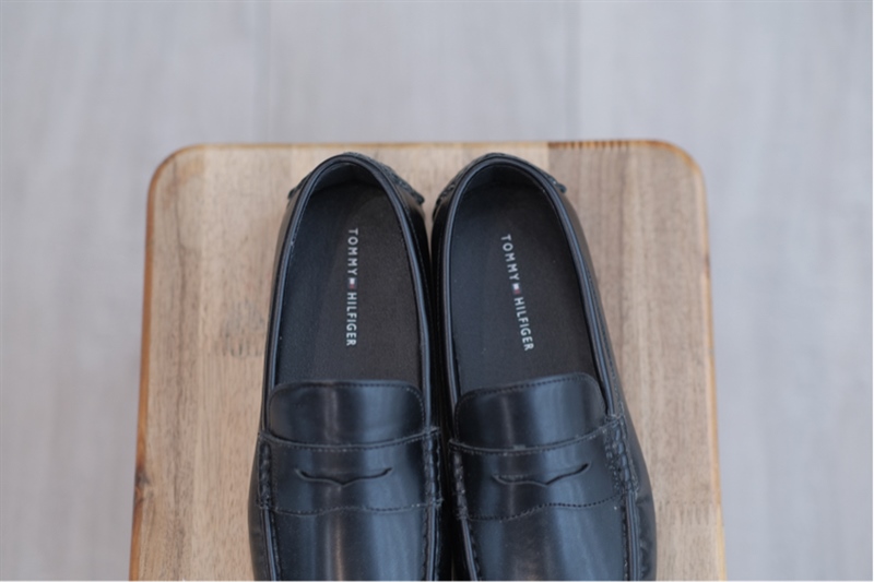 Giày Loafer Tommy Hilfiger Black - TMAMILE