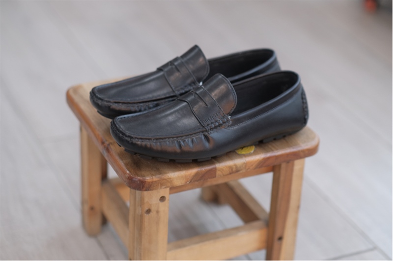 Giày Loafer Tommy Hilfiger Black - TMAMILE