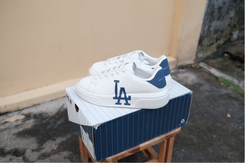 Giày MLB Chunky Classic LA Dodgers 3ASXXA11N-07INS