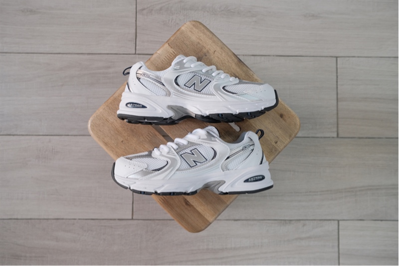 Giày New Balance 530 White Navy GR530SB1 - 38