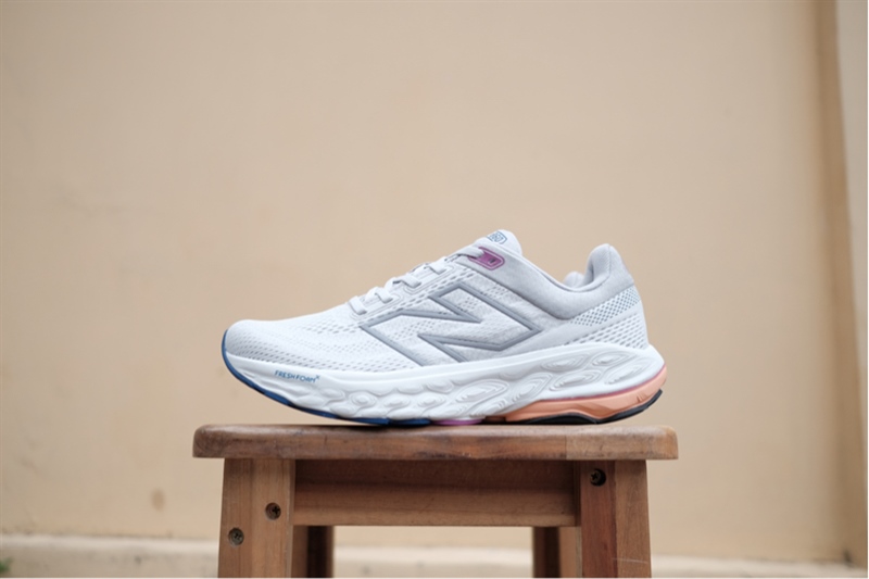 Giày New Balance Fresh Foam X 860v14 Grey W860F14 - 40