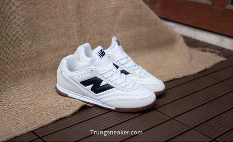 Giày New Balance RC42 White Black URC42LA