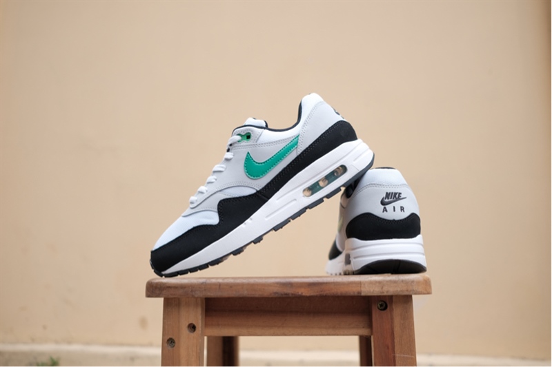 Giày Nike Air Max 1 White Stadium Green DZ3307-108