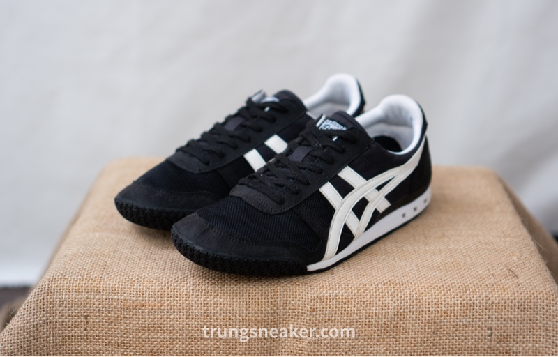 Giày Onitsuka Tiger Ultimate 81 Black White HN201-6201 2hand