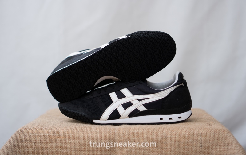 Giày Onitsuka Tiger Ultimate 81 Black White HN201-6201 2hand