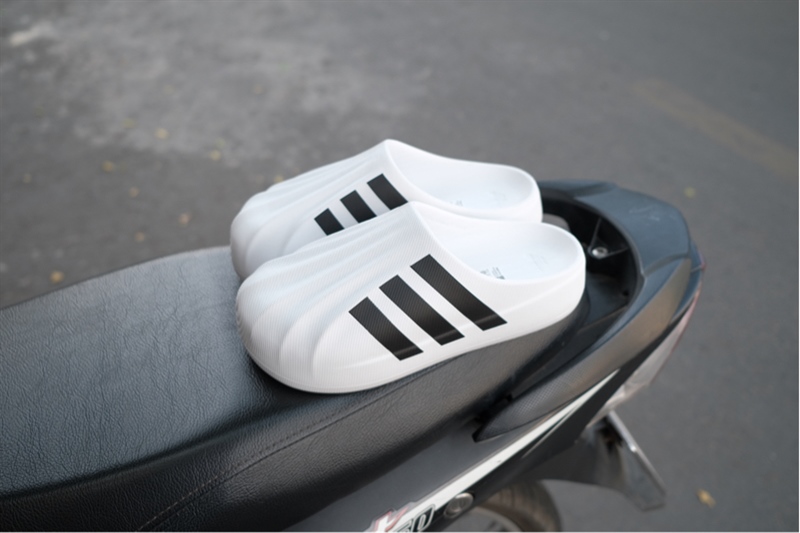 Dép Adidas adifom Super Star Mule White IF6184