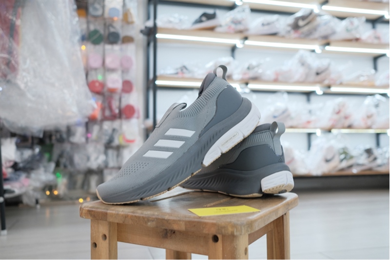 Giày Adidas Slip-on Cloudfoam Walk Lounger ID4054